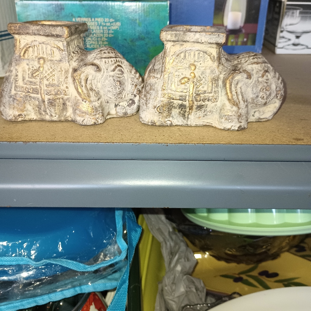 Elephant candle holders